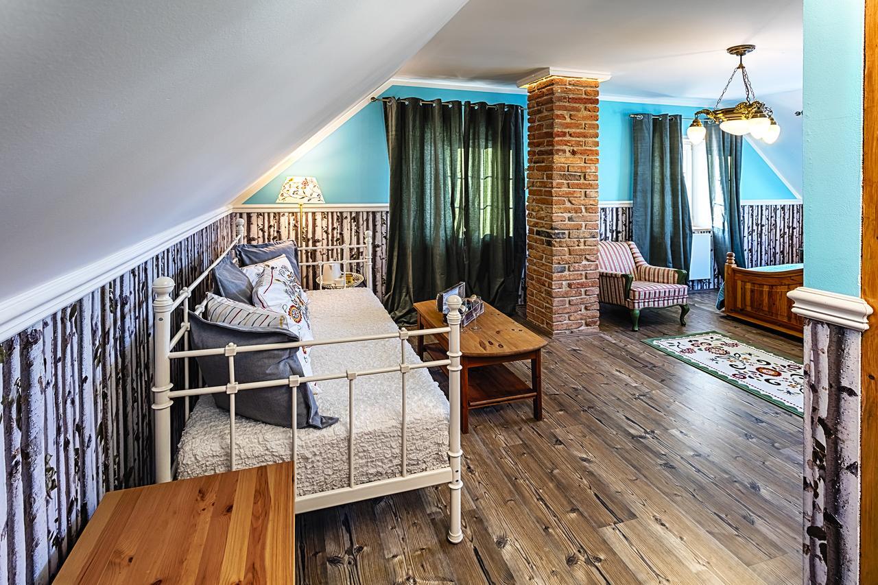 Chateau Nightingales Hostoun 외부 사진